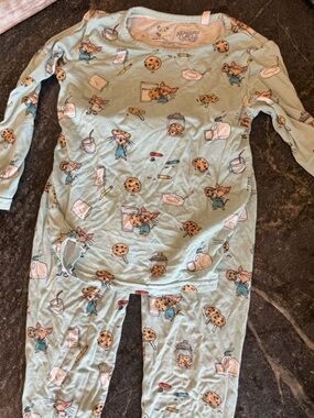 If you give a mouse a cookie pajamas